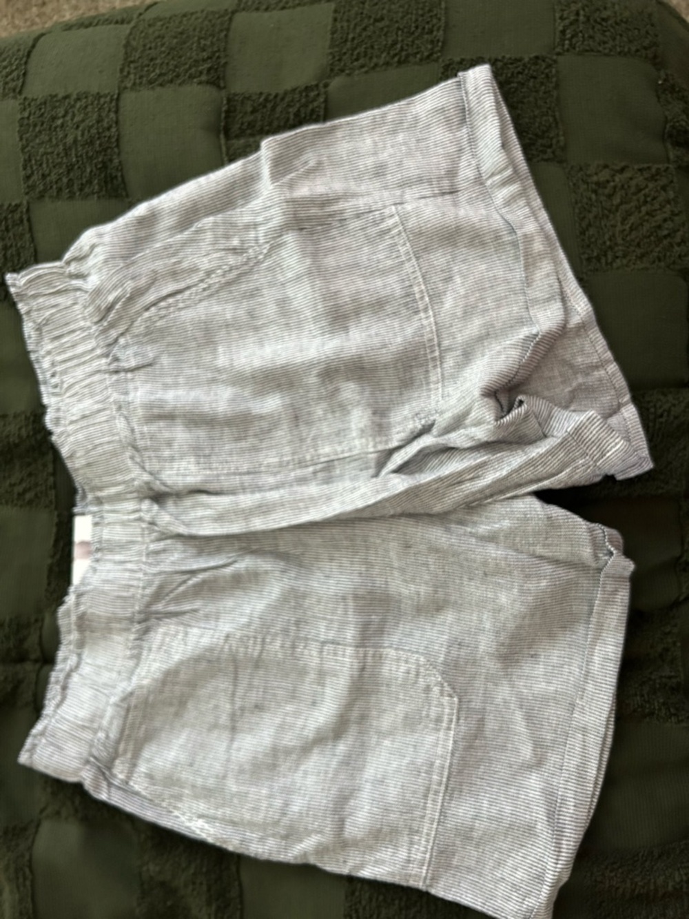 Briggs New York Light Gray Striped Linen-Blend Women's Shorts